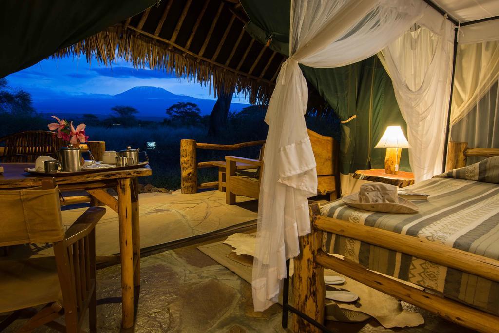 Kibo Safari Camp Villa Amboseli Exterior foto