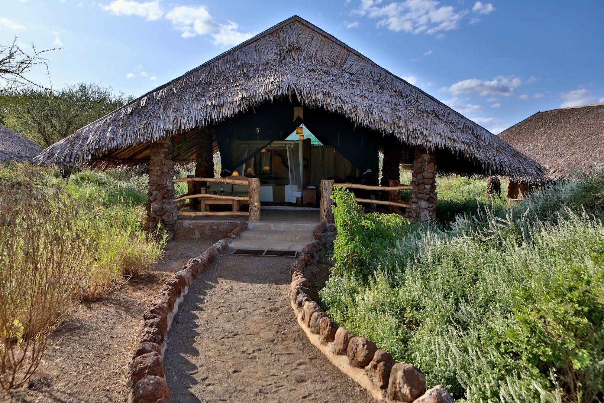 Kibo Safari Camp Villa Amboseli Exterior foto
