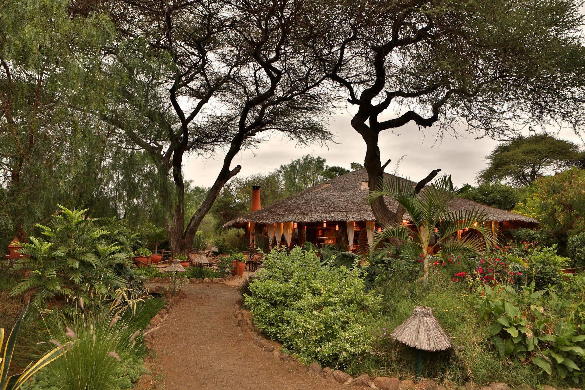 Kibo Safari Camp Villa Amboseli Exterior foto