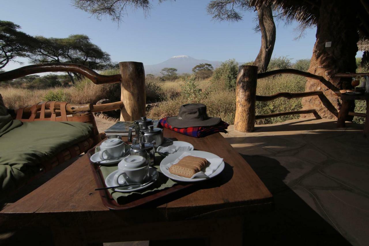 Kibo Safari Camp Villa Amboseli Exterior foto